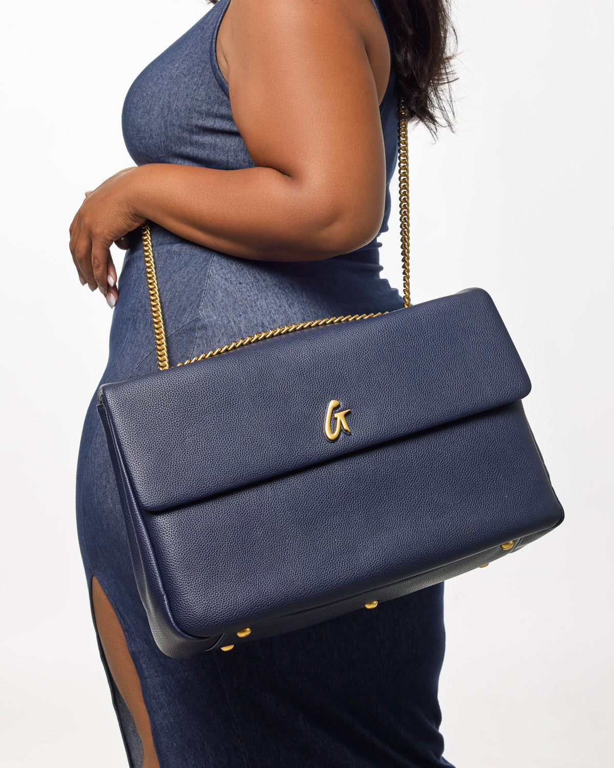 XL PEBBLE FLAP BAG - NAVY